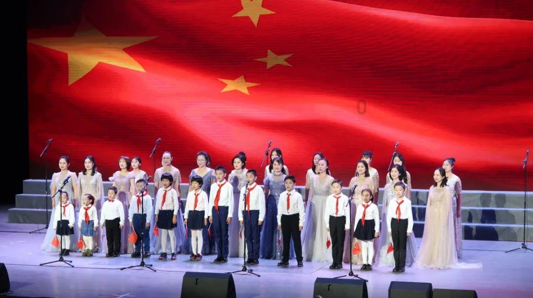 百问不烦,探索王俊凯刘昊然胡先煦同游迪士尼,娱乐圈你不知道的友情?奥秘